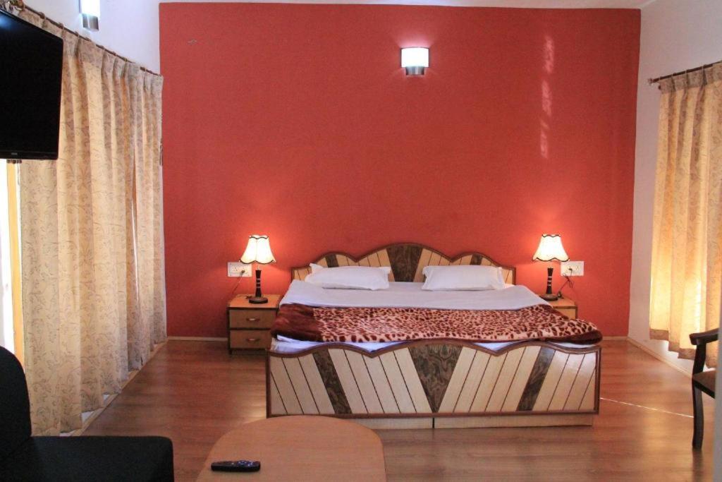 Mentokling Guest House And Garden Restaurant เลห์ ภายนอก รูปภาพ